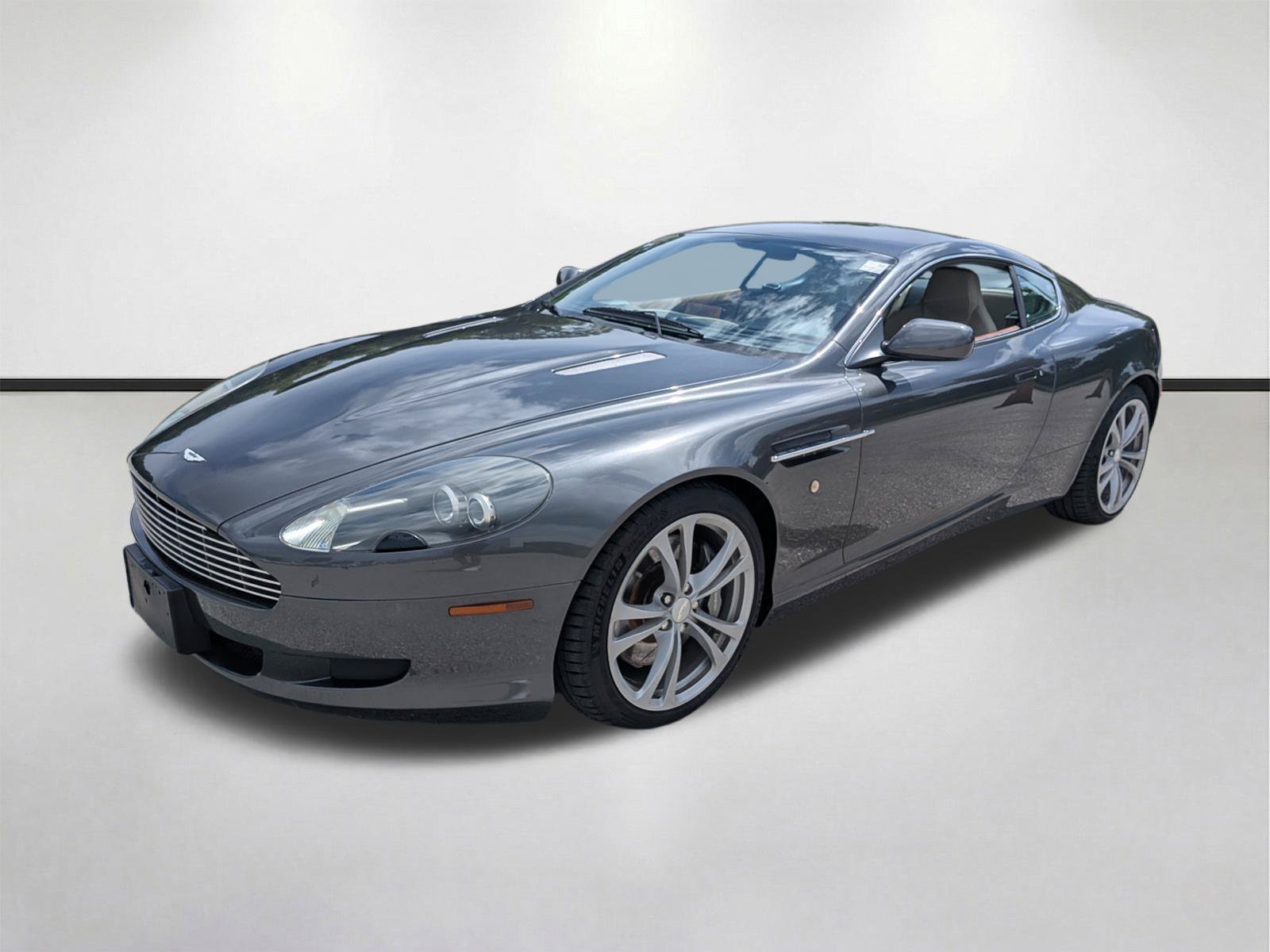 Used 2005 Snow Shadow Gray Aston Martin Base image 11