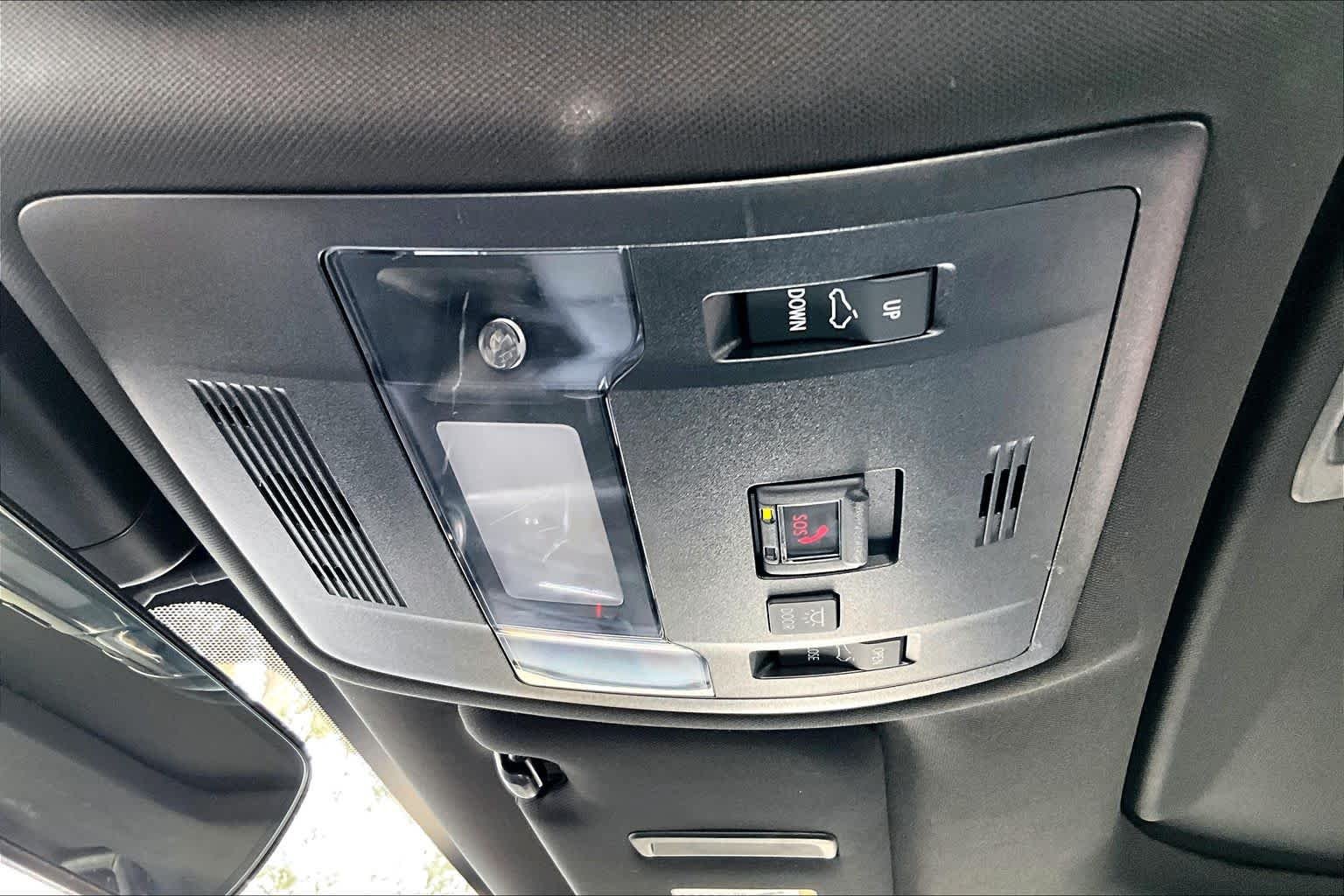 Used 2023 Eminent White Pearl Lexus  image 32