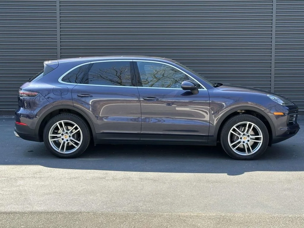 Certified Used 2019 Blue Porsche  image 6