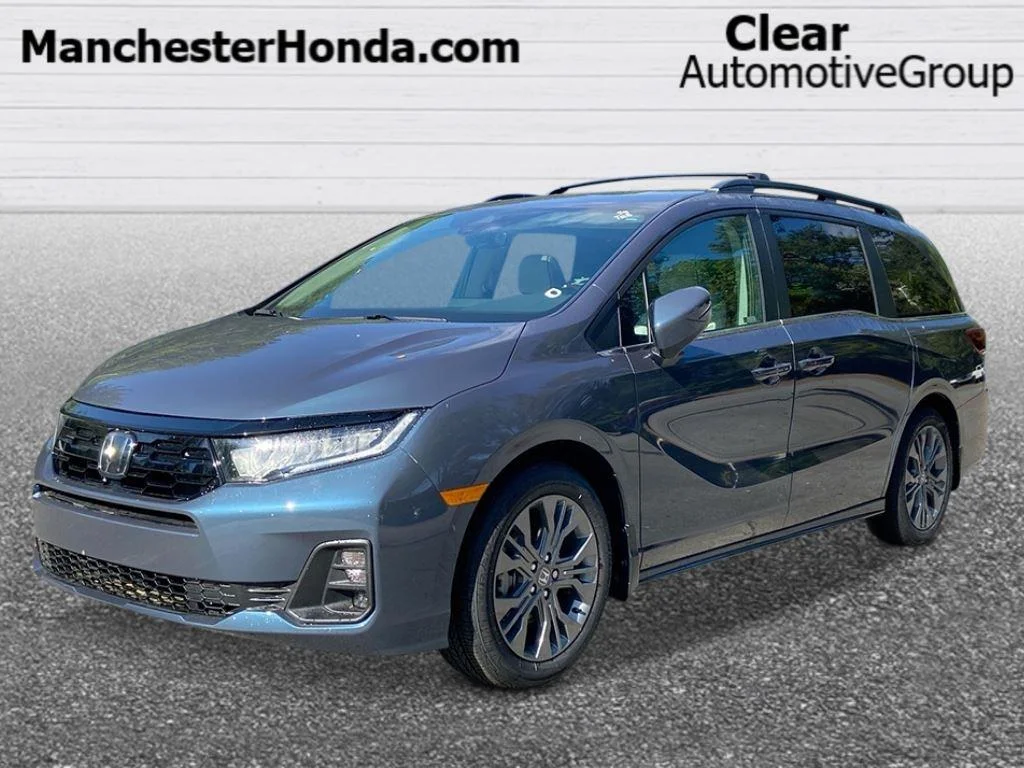 2026 Honda Odyssey Touring's photo