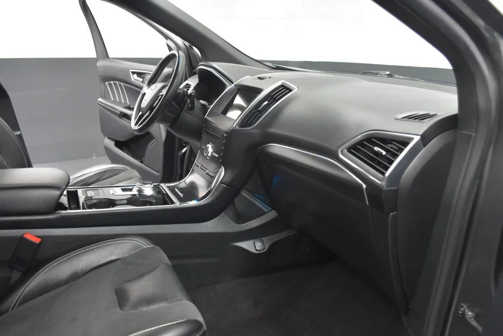 Used 2019 Magnetic Ford ST image 26