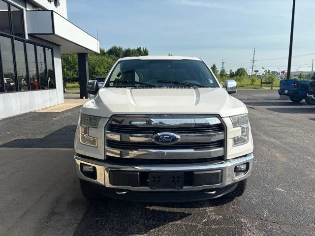 Used 2016  Ford Lariat image 8