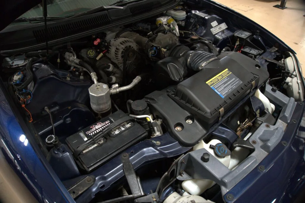 Used 2001  Chevrolet Base image 57
