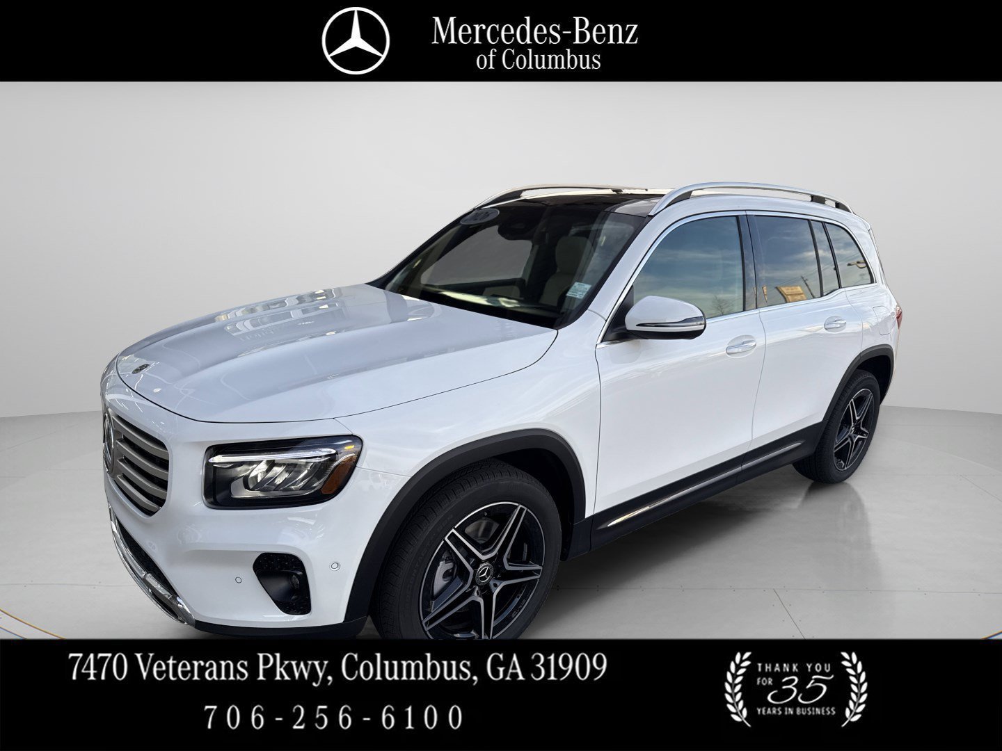 New 2026 Polar White Mercedes-Benz GLB 250 image 1