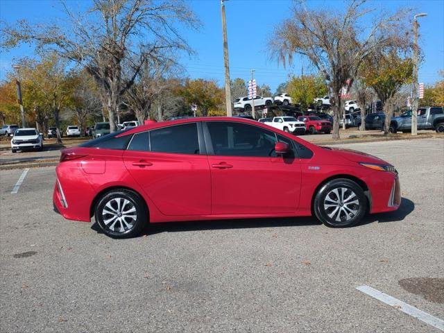 Certified Used 2022 EMOTIONAL RED 2 Toyota  image 4