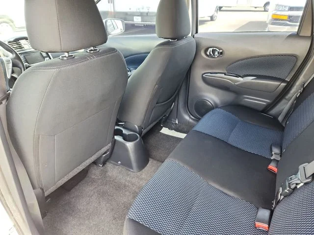 Used 2017 Silver Nissan SV image 24