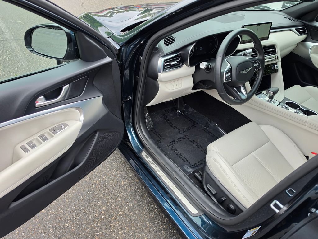 Certified Used 2025 Blue Genesis 2.5T image 18