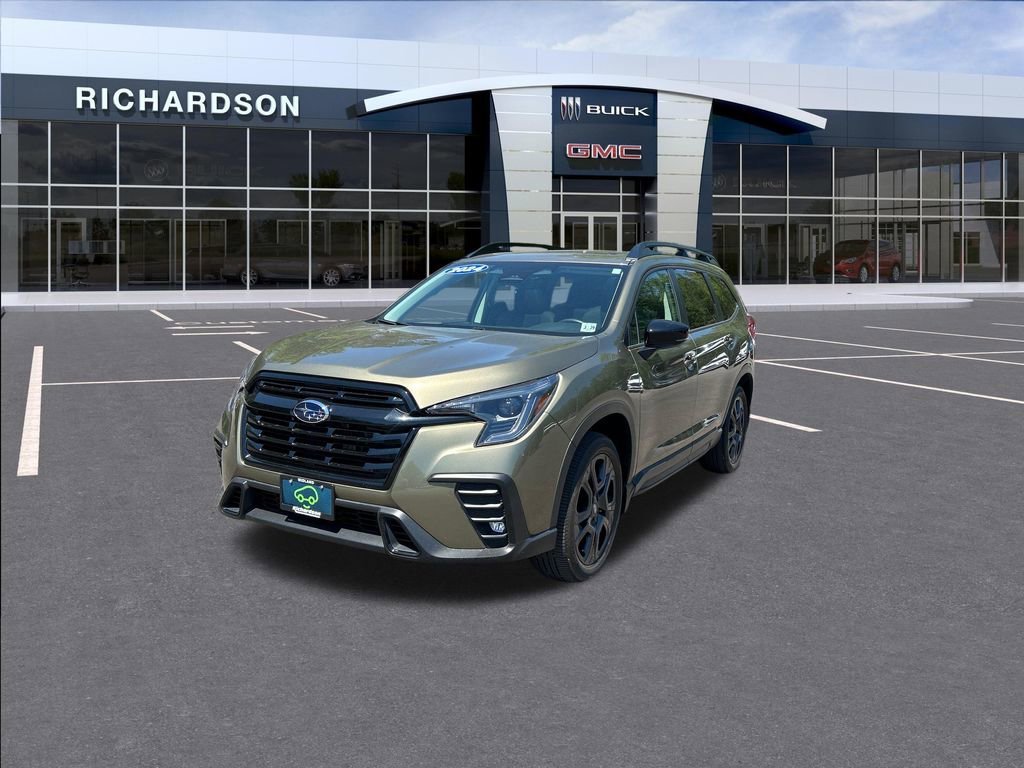 Used 2024 Green Subaru Onyx Edition 7-Passenger image 1