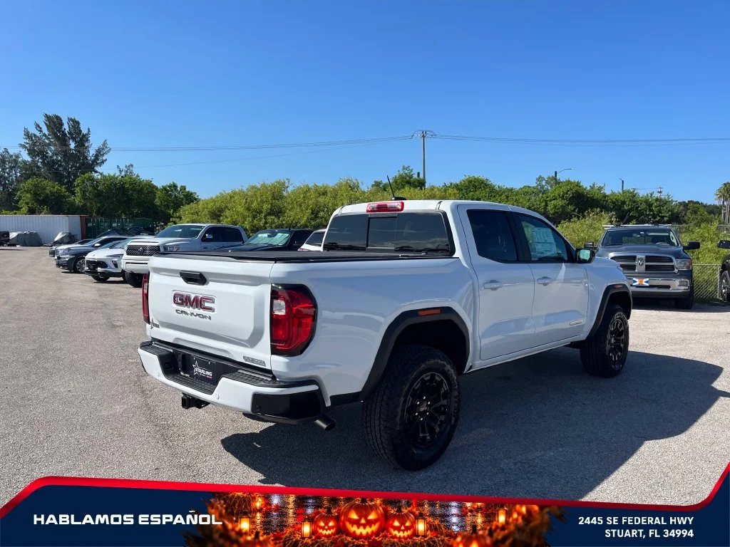 New 2026 Summit White GMC Elevation image 7