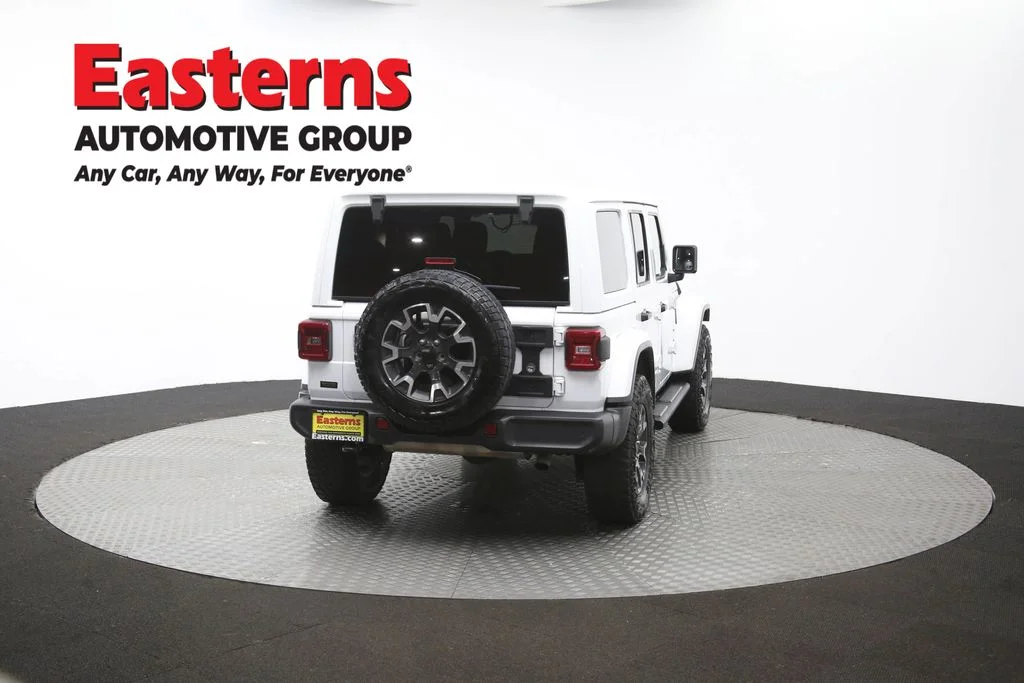 Used 2024 White Jeep Sahara image 38
