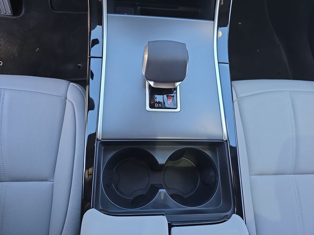 New 2026 Santorini Black LAND ROVER S image 26