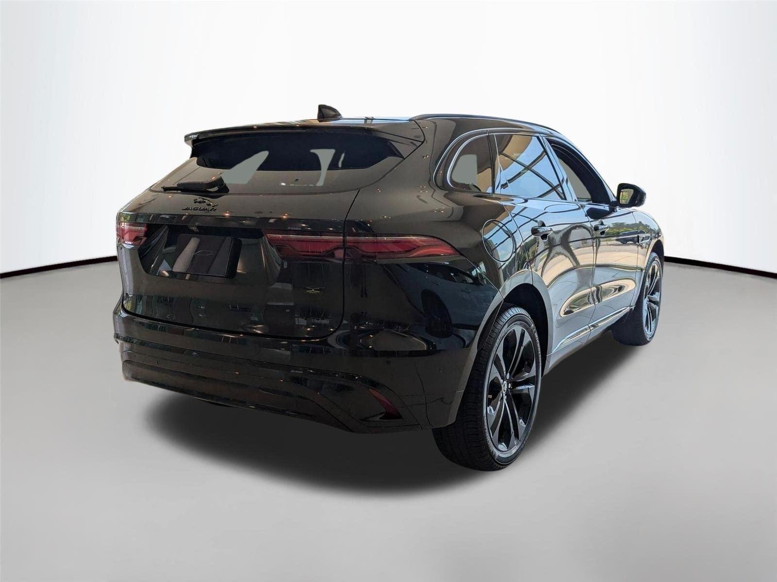 New 2026 Santorini Black Metallic Jaguar R-Dynamic S image 5