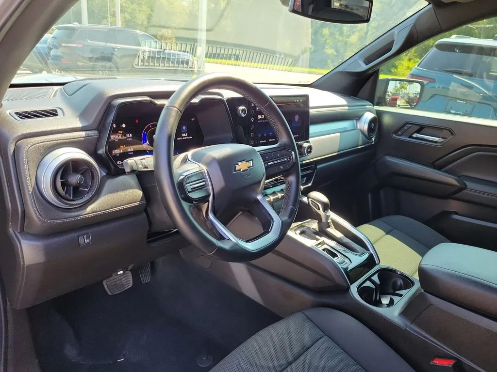 Used 2026 Black Chevrolet LT image 21