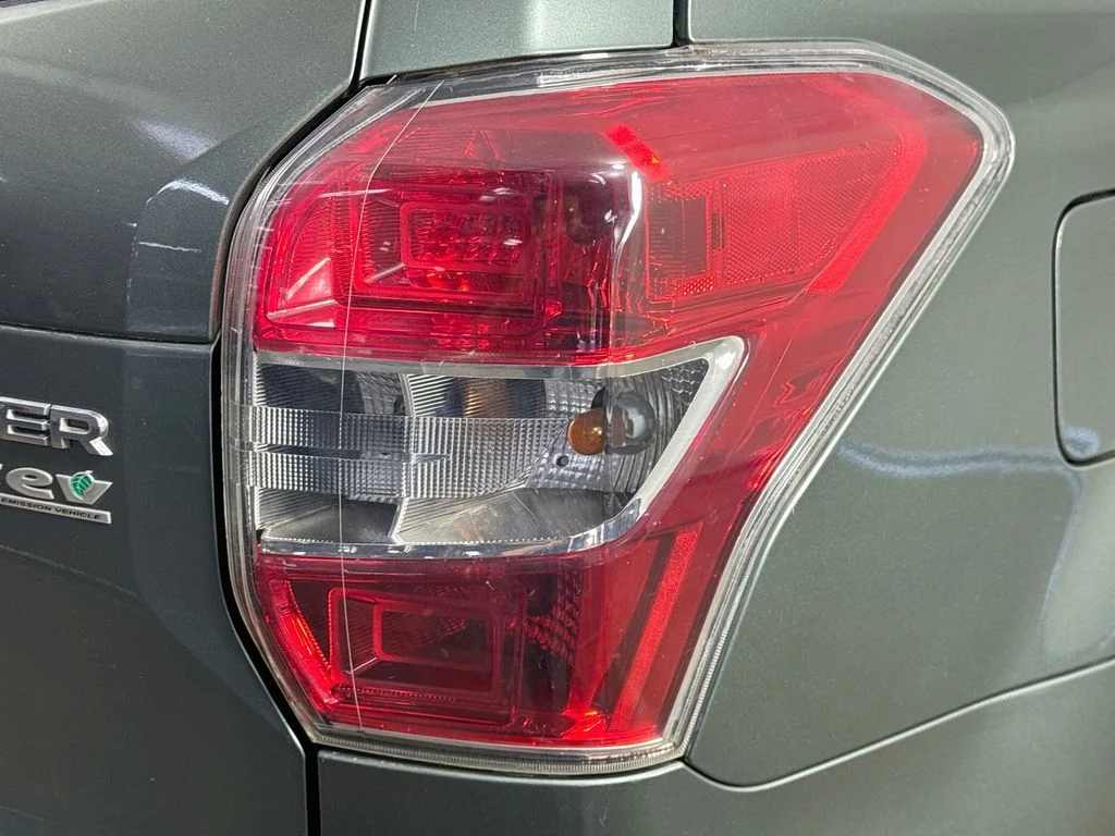Used 2016 Green Subaru 2.5i image 30