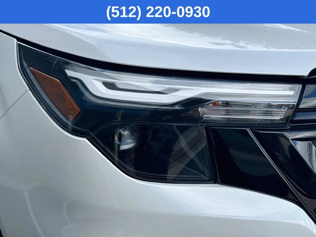 New 2026 White Subaru Sport Hybrid image 39