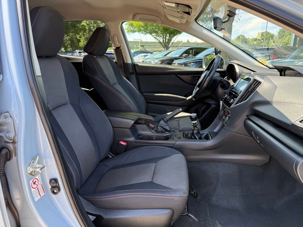 Used 2018 Gray Subaru 2.0i Premium image 30