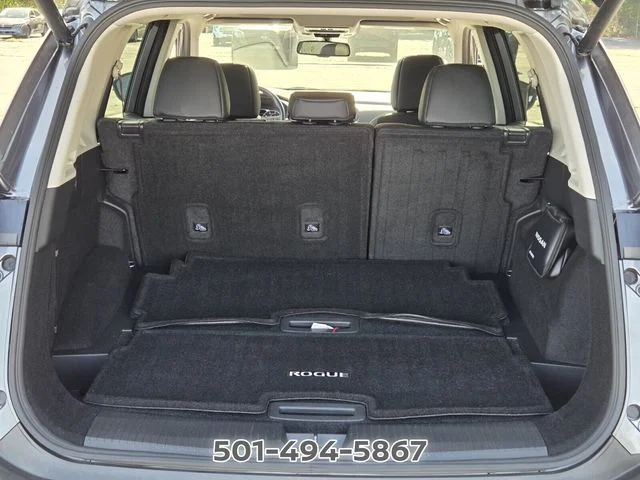 Used 2023 Gray Nissan SL image 13