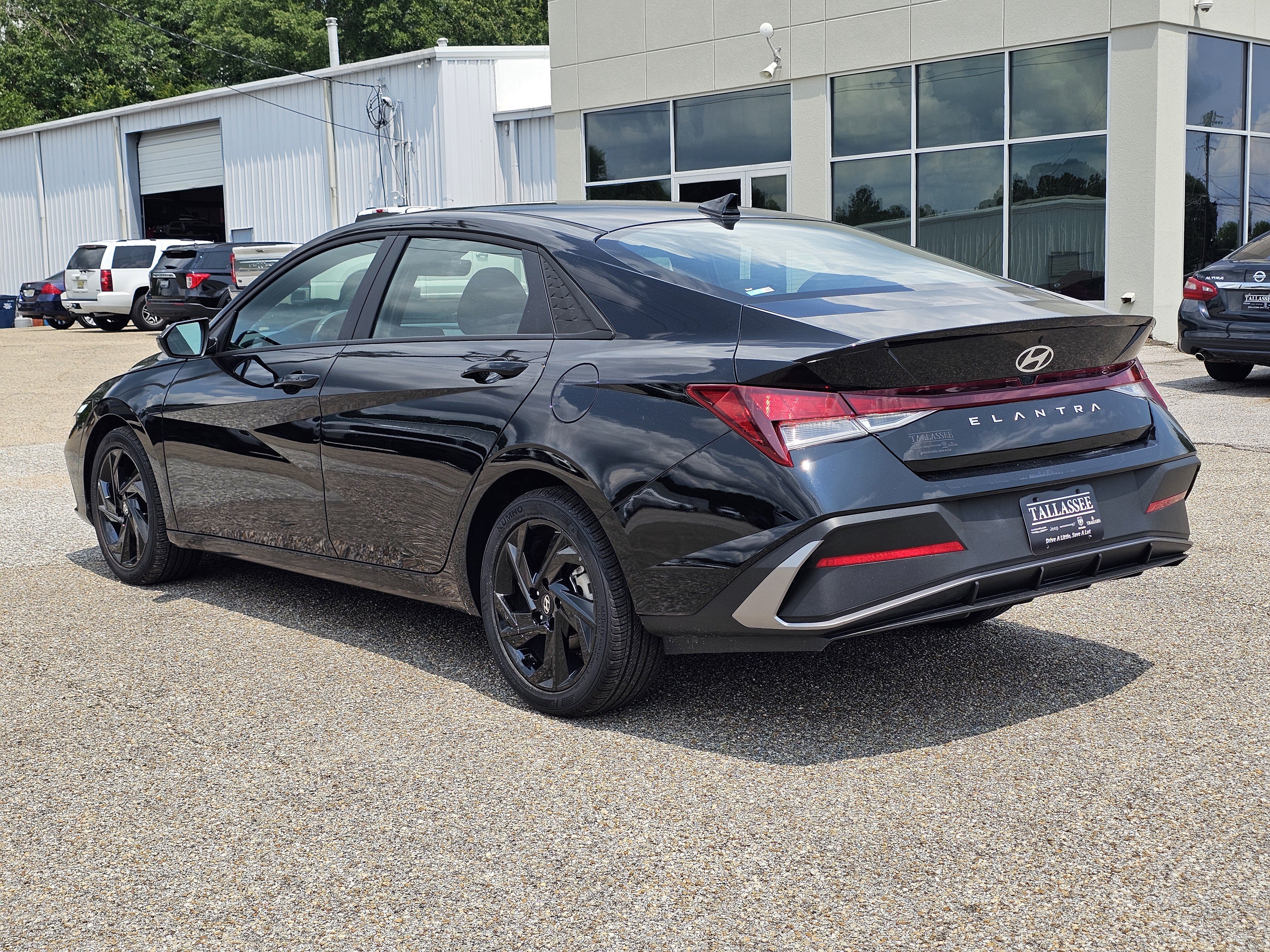 2026 Hyundai Elantra SEL Sport - Photo 11