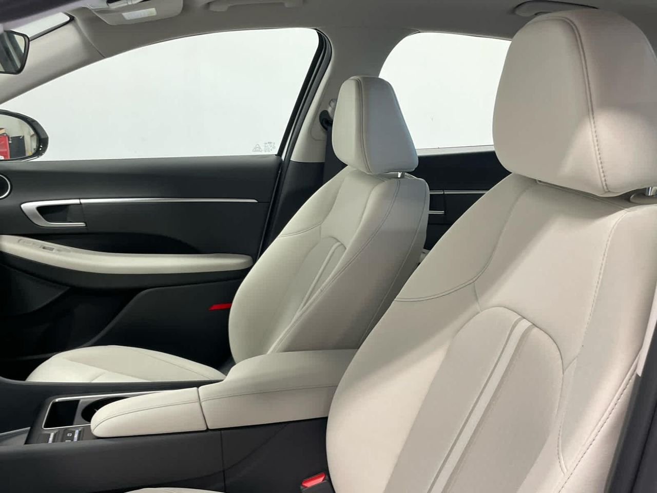 2026 Hyundai Sonata SEL - Photo 26