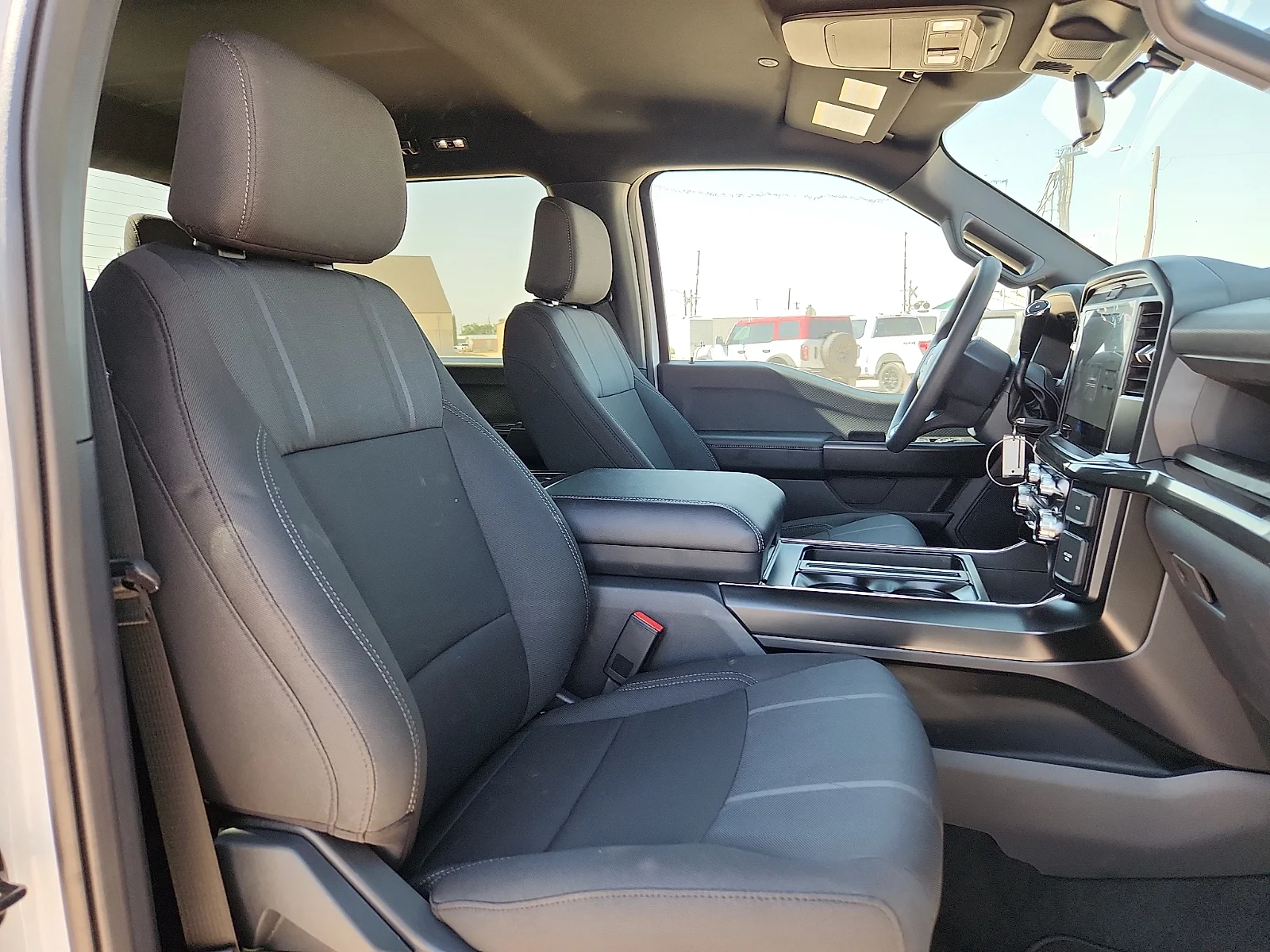 New 2026 Oxford White Ford STX image 20