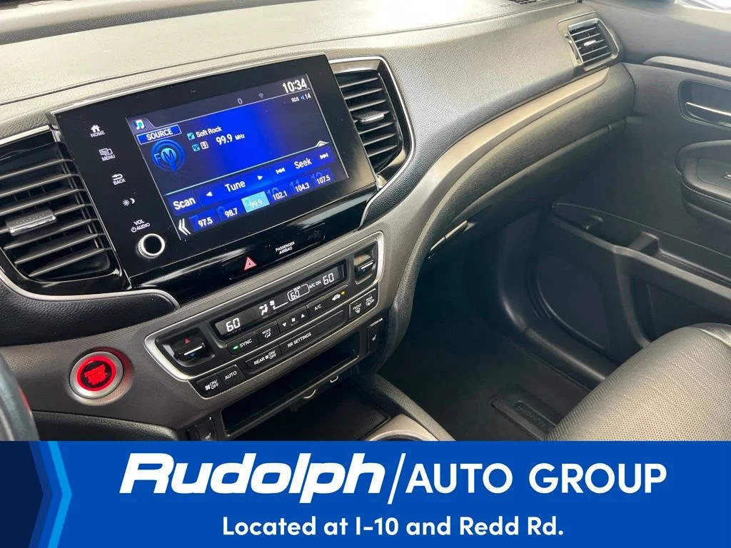Used 2023 White Honda RTL image 17
