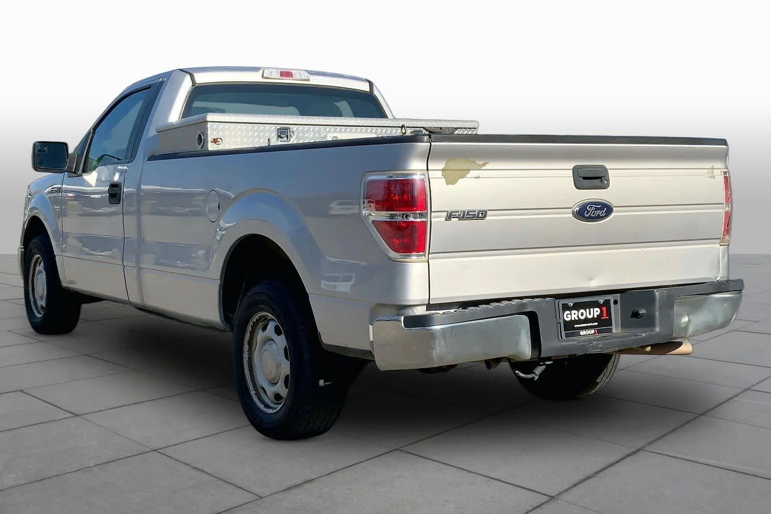 Used 2014 Ingot Silver Metallic Ford XL image 11