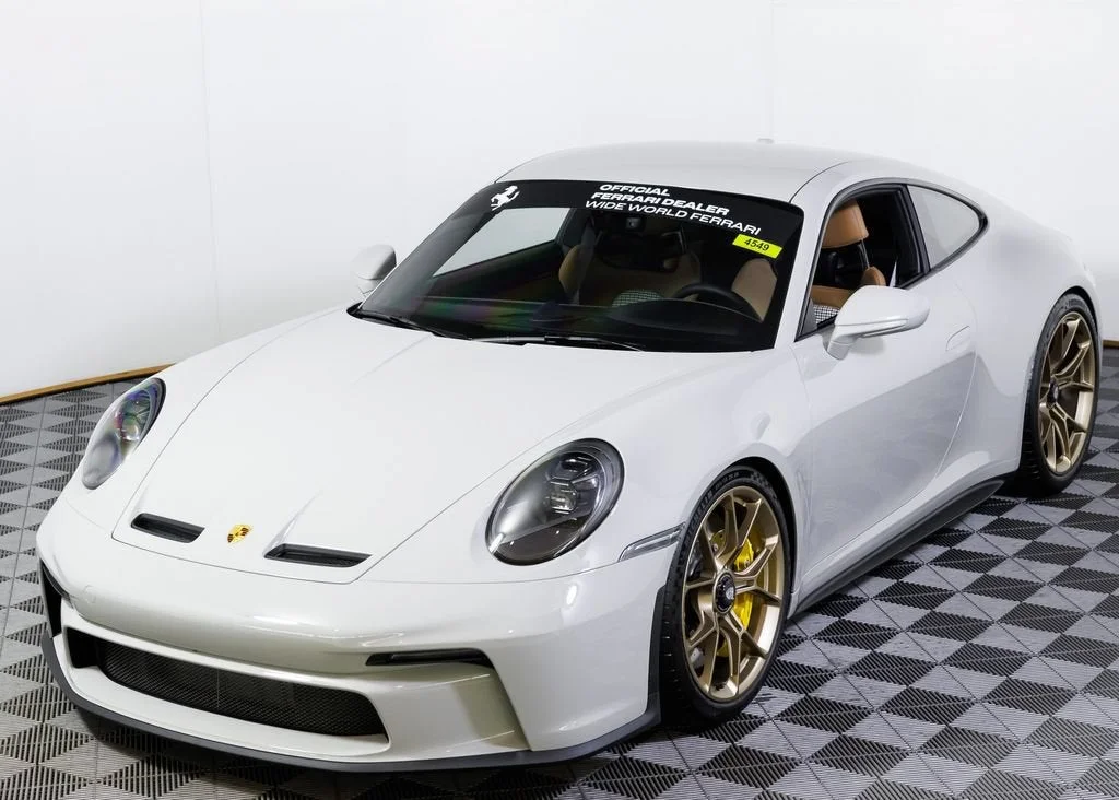 Used 2024 Chalk Porsche GT3 Touring image 11