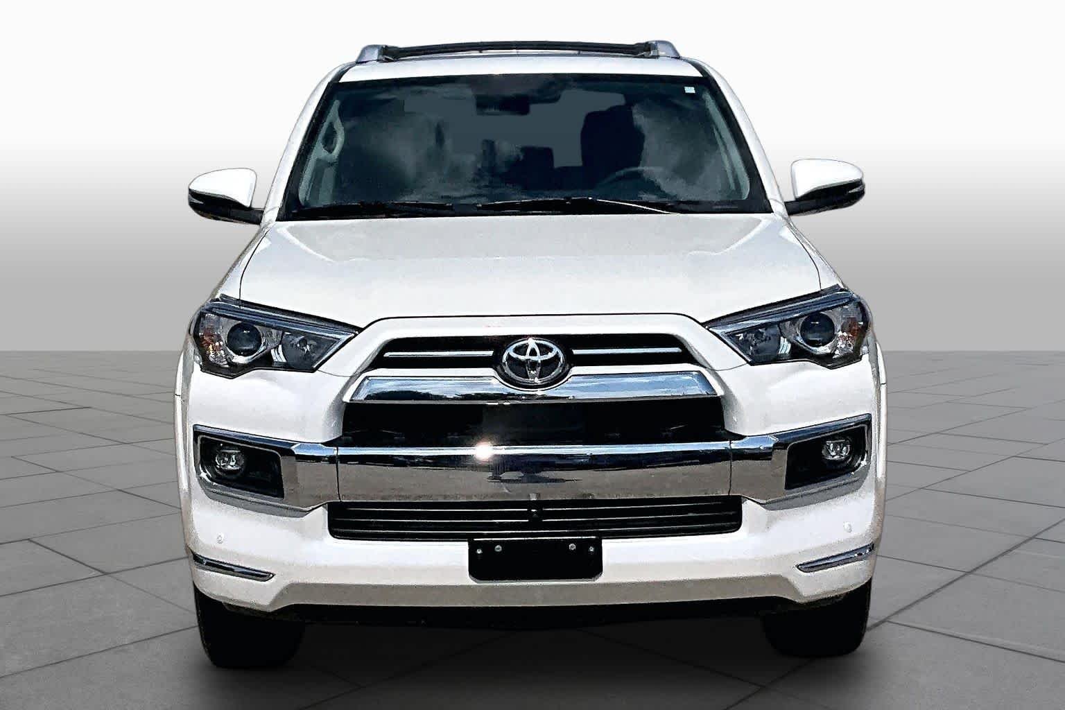 Used 2022 Blizzard Pearl Toyota Limited image 4
