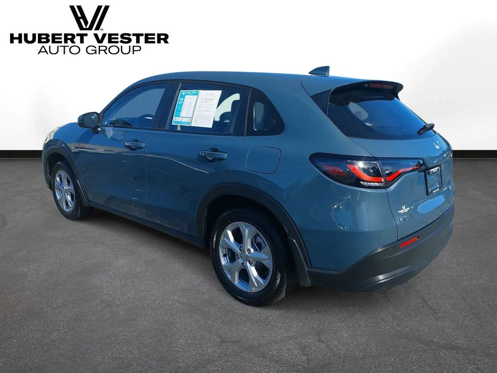 Used 2025  Honda LX image 9