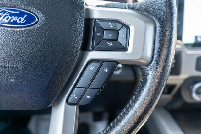Used 2022 White Ford Lariat image 27