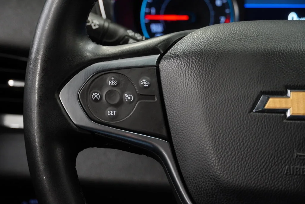 Used 2023 STERLING GRAY METALLIC Chevrolet LT Cloth image 36