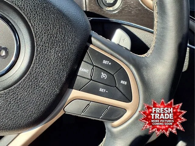 Used 2017 White Jeep Limited image 16
