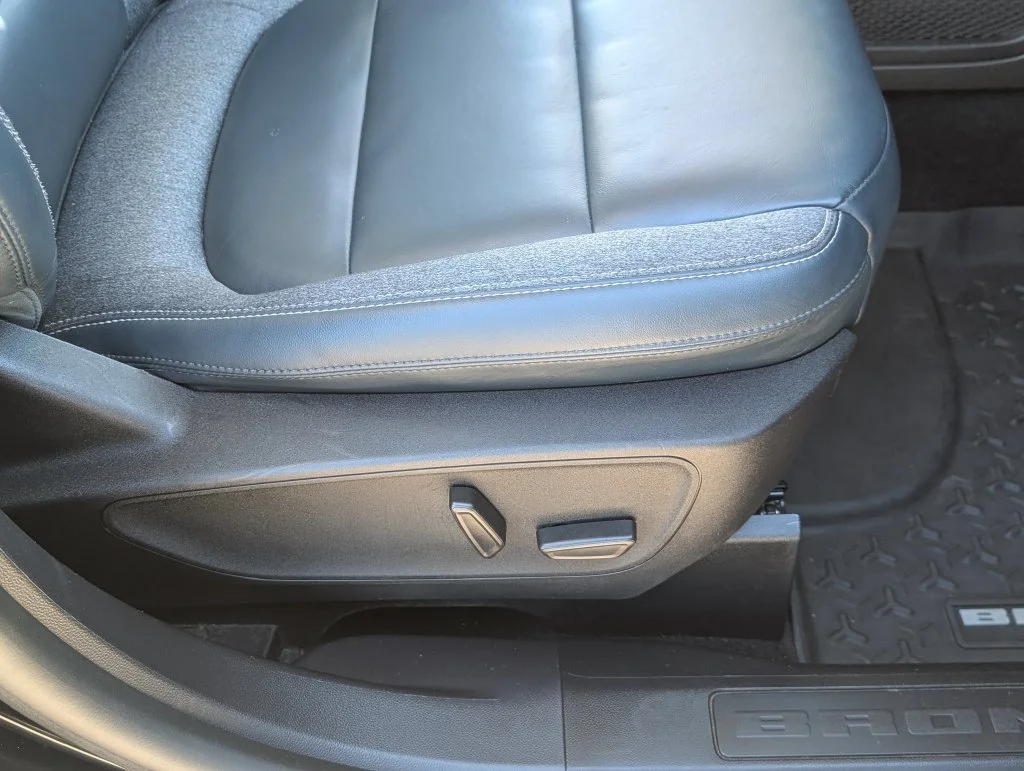Used 2022 Black Ford Outer Banks image 35