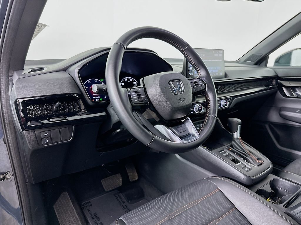 Used 2025 Meteorite Gray Metallic Honda Sport Touring image 9