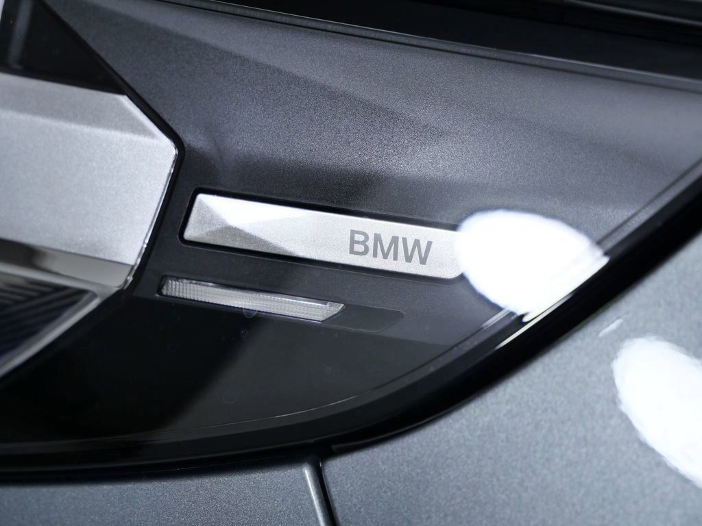 Used 2026 Skyscraper Grey Metallic BMW 30 xDrive image 5