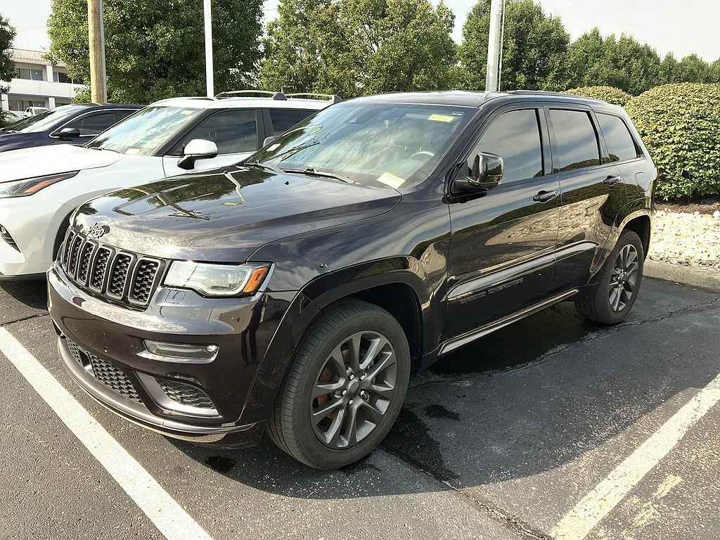 Used 2019 Sangria Metallic Clear Coat Jeep High Altitude image 3