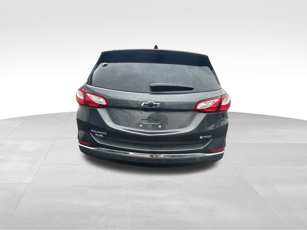 Used 2018 Gray Chevrolet Premier image 5