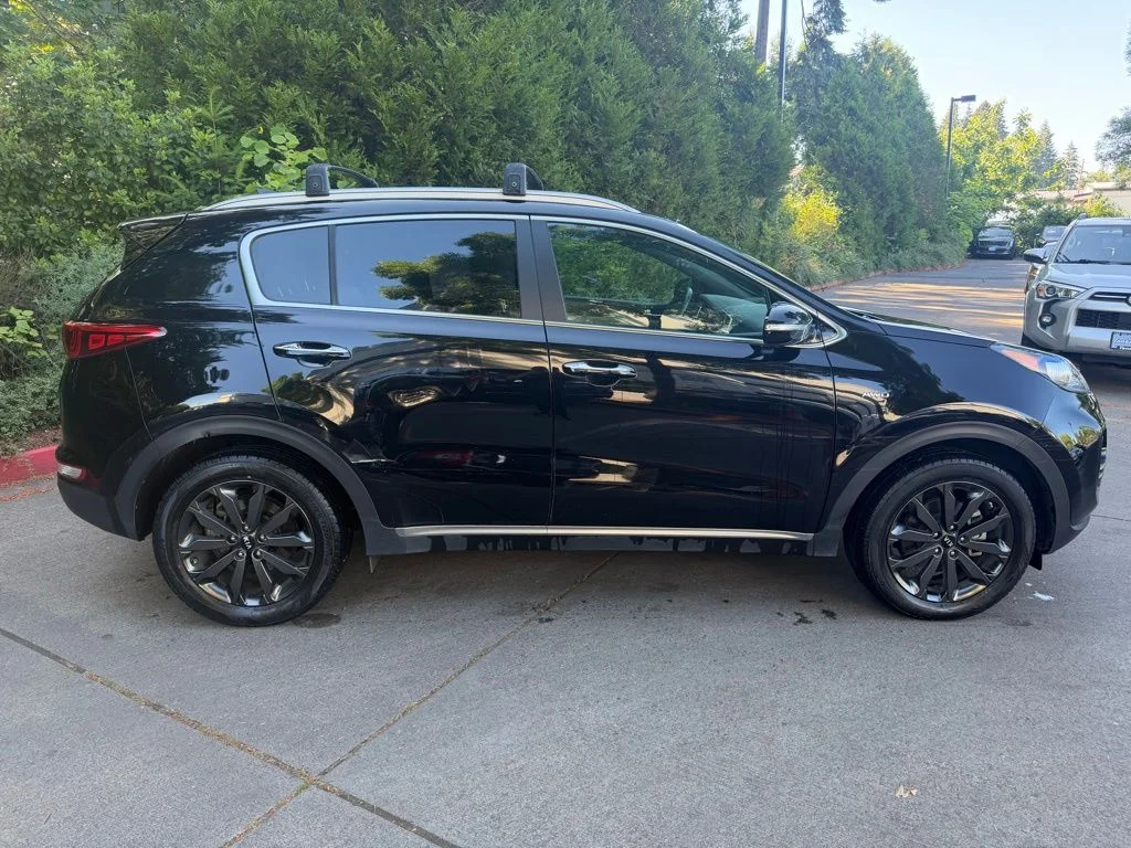 Used 2019 Black Cherry Kia EX image 3