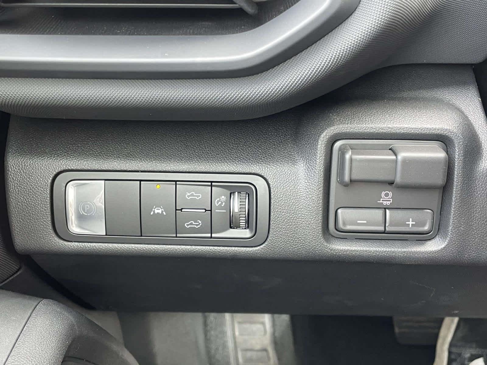 2026 Chevrolet Silverado EV LT - Photo 29