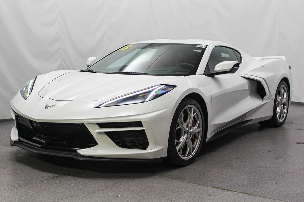 Used 2022 ARCTIC WHITE Chevrolet 3LT image 5