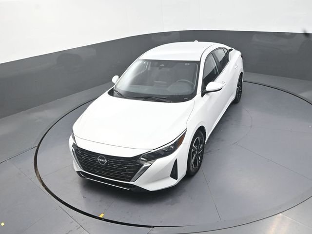 Used 2025 White Nissan SV image 25