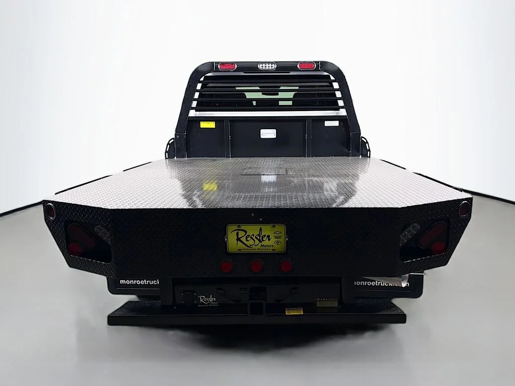 New 2026 Summit White Chevrolet Work Truck image 6