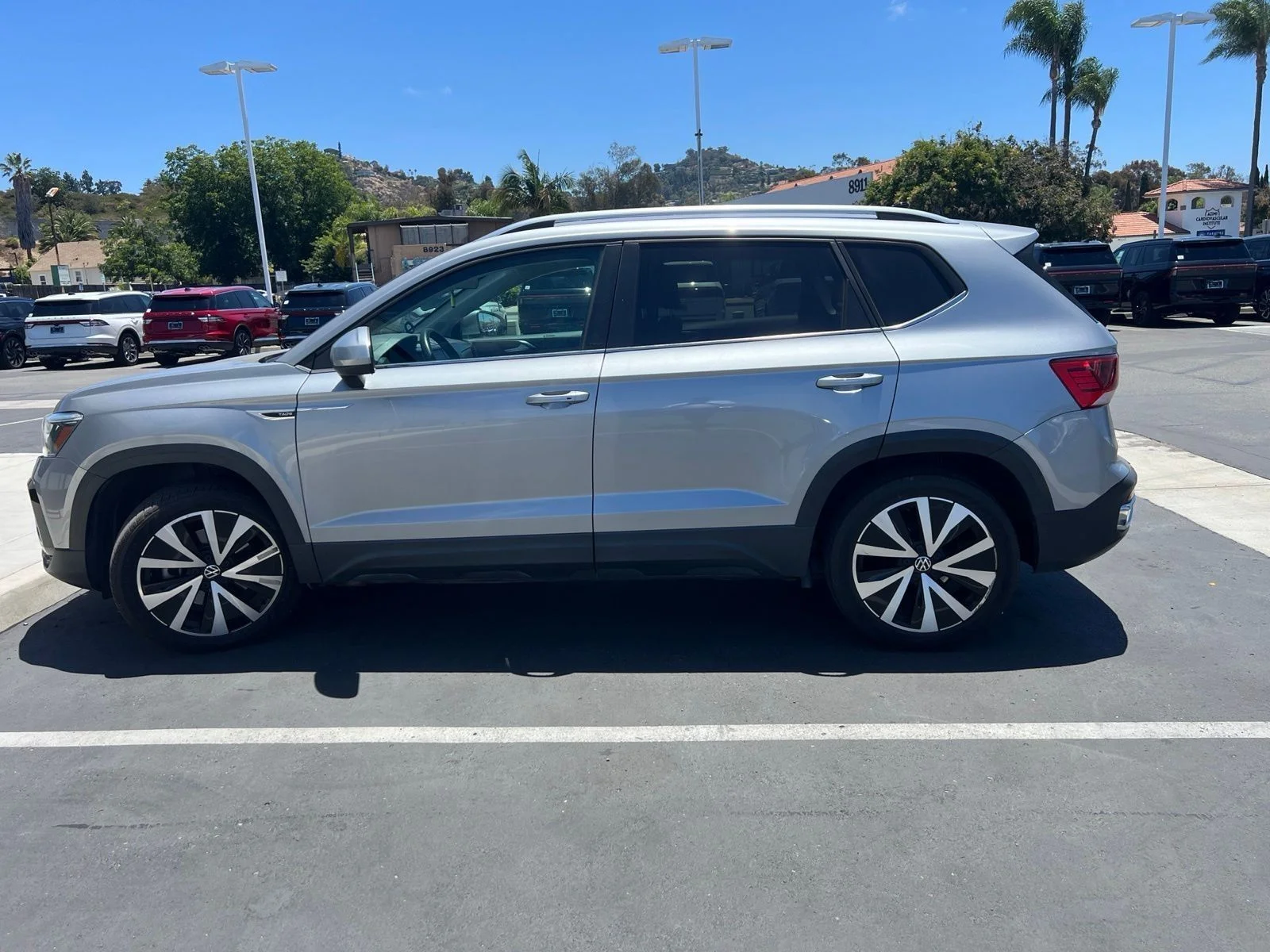 Used 2023 Pyrite Silver Metallic Volkswagen 1.5T SE image 10