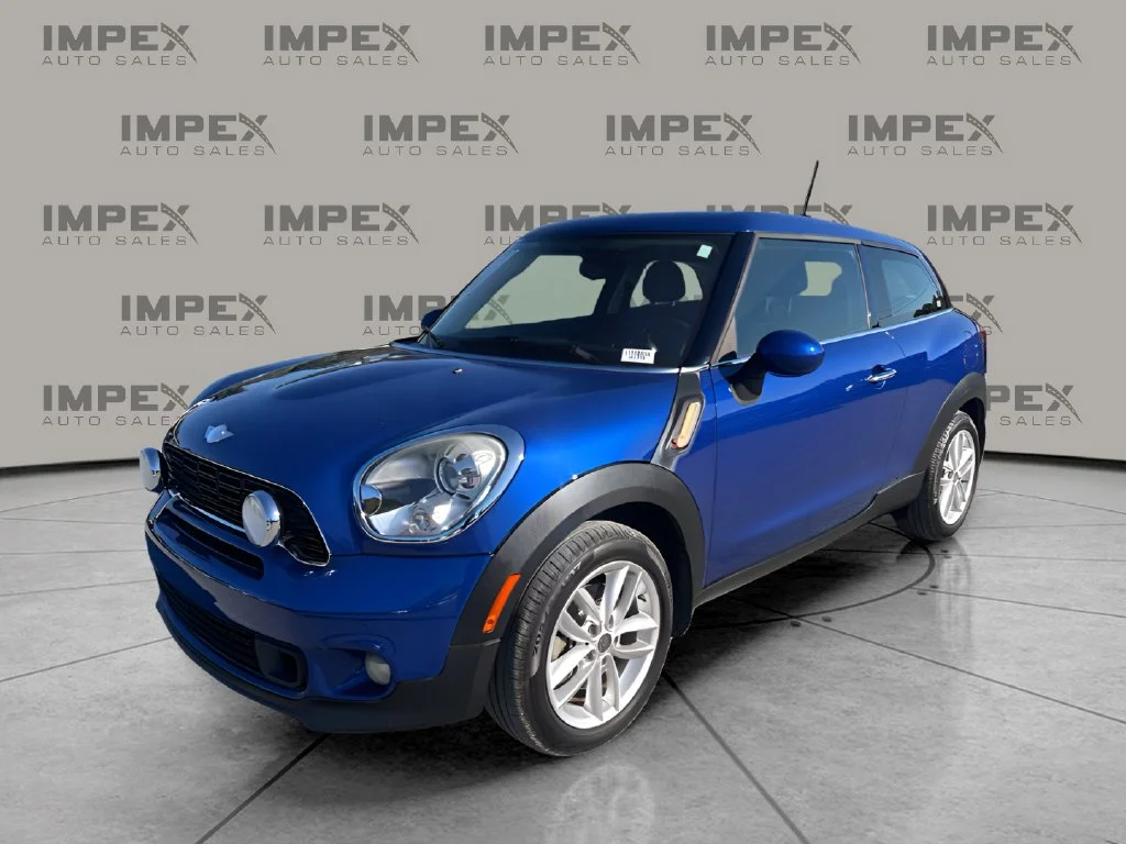 Used 2014  MINI Paceman image 1