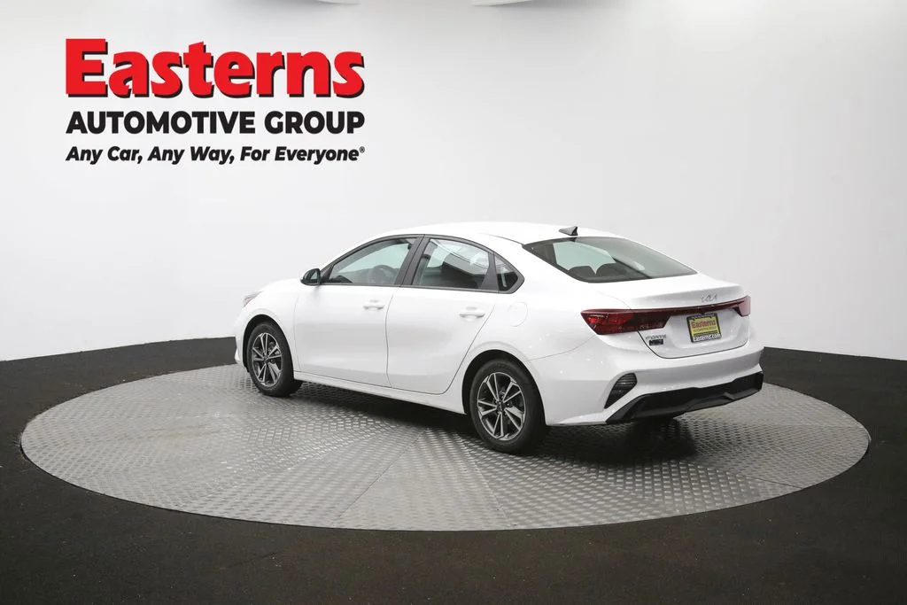 Used 2023 White Kia LXS image 63