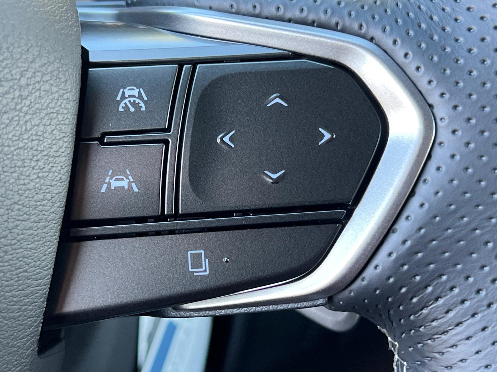 2026 Lexus NX 450h+ F-Sport - Photo 20
