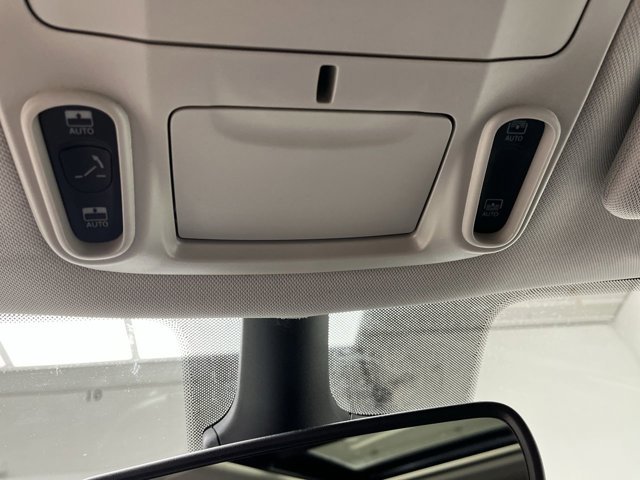 2024 Chrysler Pacifica Limited - Photo 30
