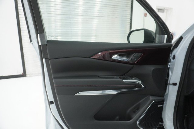 2027 Chevrolet Traverse RS - Photo 15