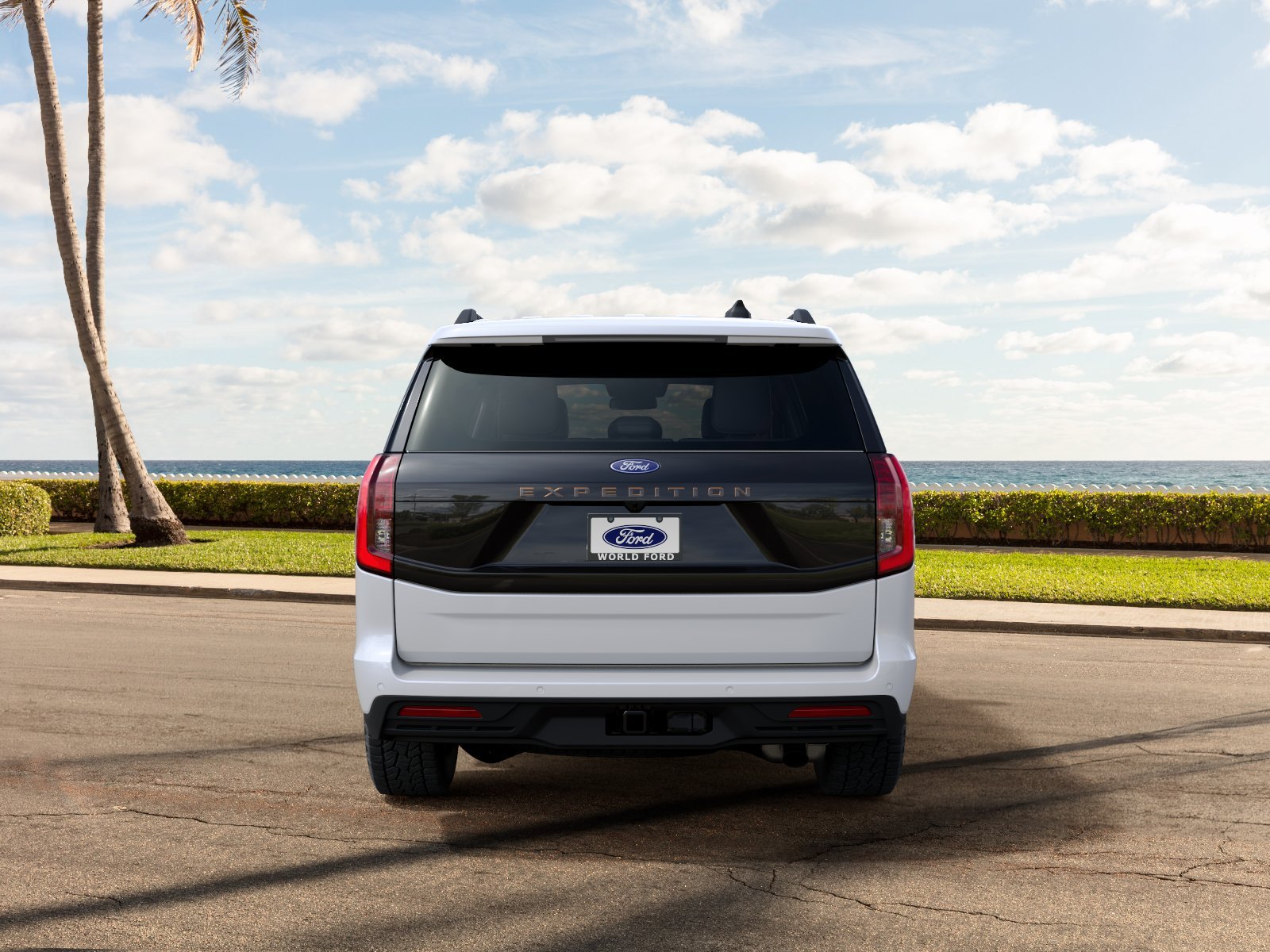 New 2027 Star White Metallic Tri-Coat Ford Tremor® image 7
