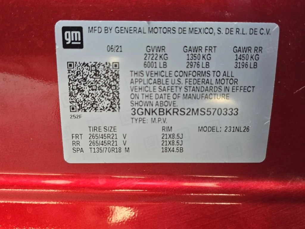 Used 2021 Red Chevrolet RS image 40